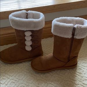 Girls size 1 boots